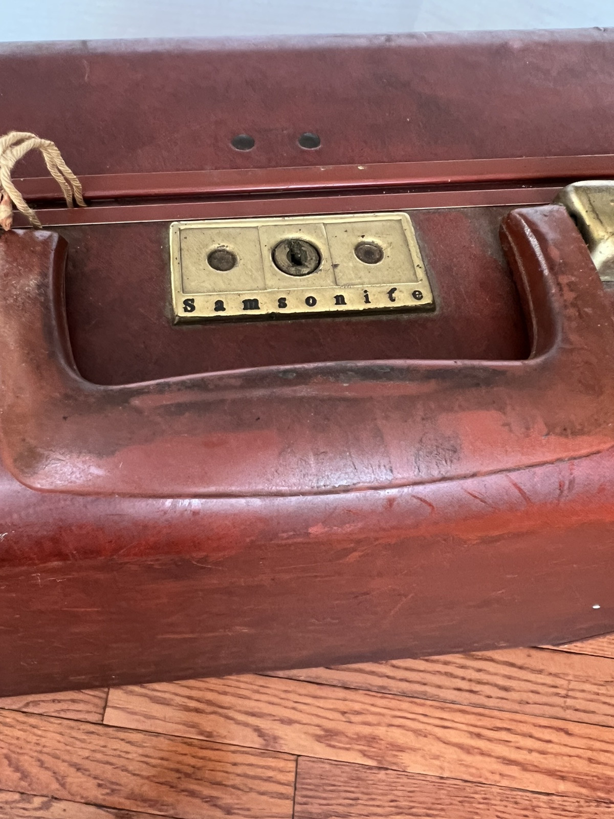 VTG 50s Samsonite Streamlite 24”Suitcase Hardcase Disney Vegas Decal Airline Tag