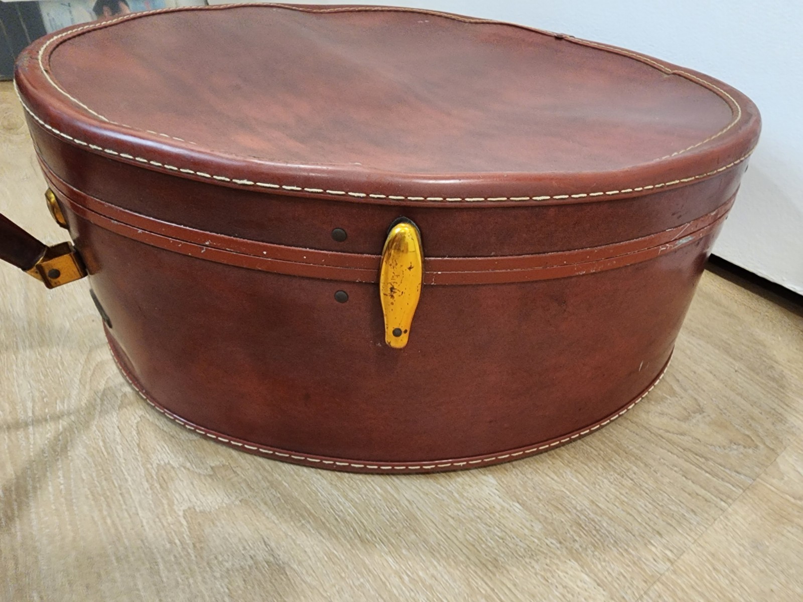 Samsonite 18 inch Vintage Round Hat Box Train Case Suitcase Luggage 4920 Brown