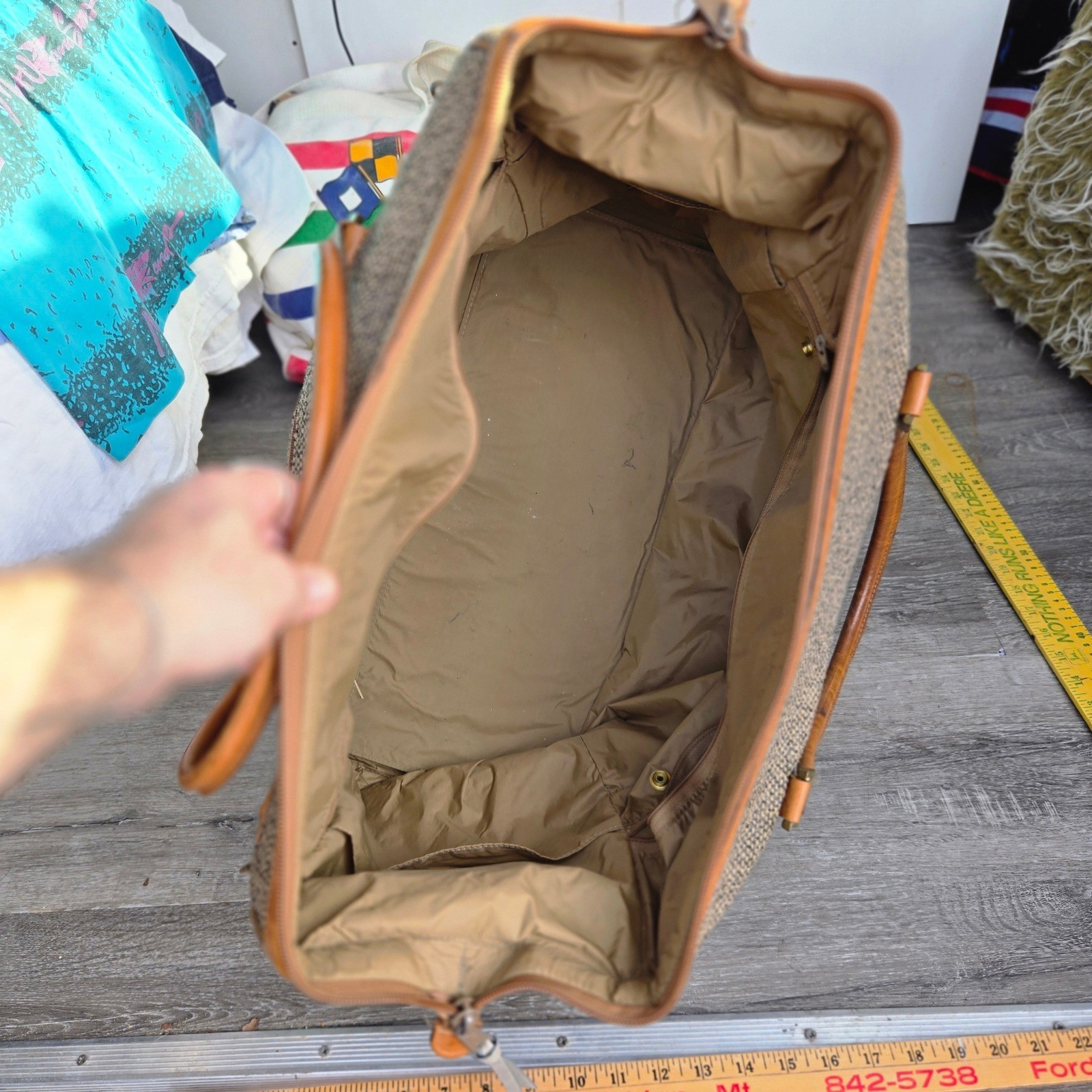 VTG Hartmann Duffel Bag Tan Tweed Leather Trim Large Weekend Travel Carry On EUC