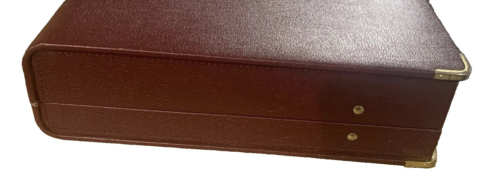 VTG Leather Briefcase The Wallstreeter by Earhart Burgundy Golden Accessories