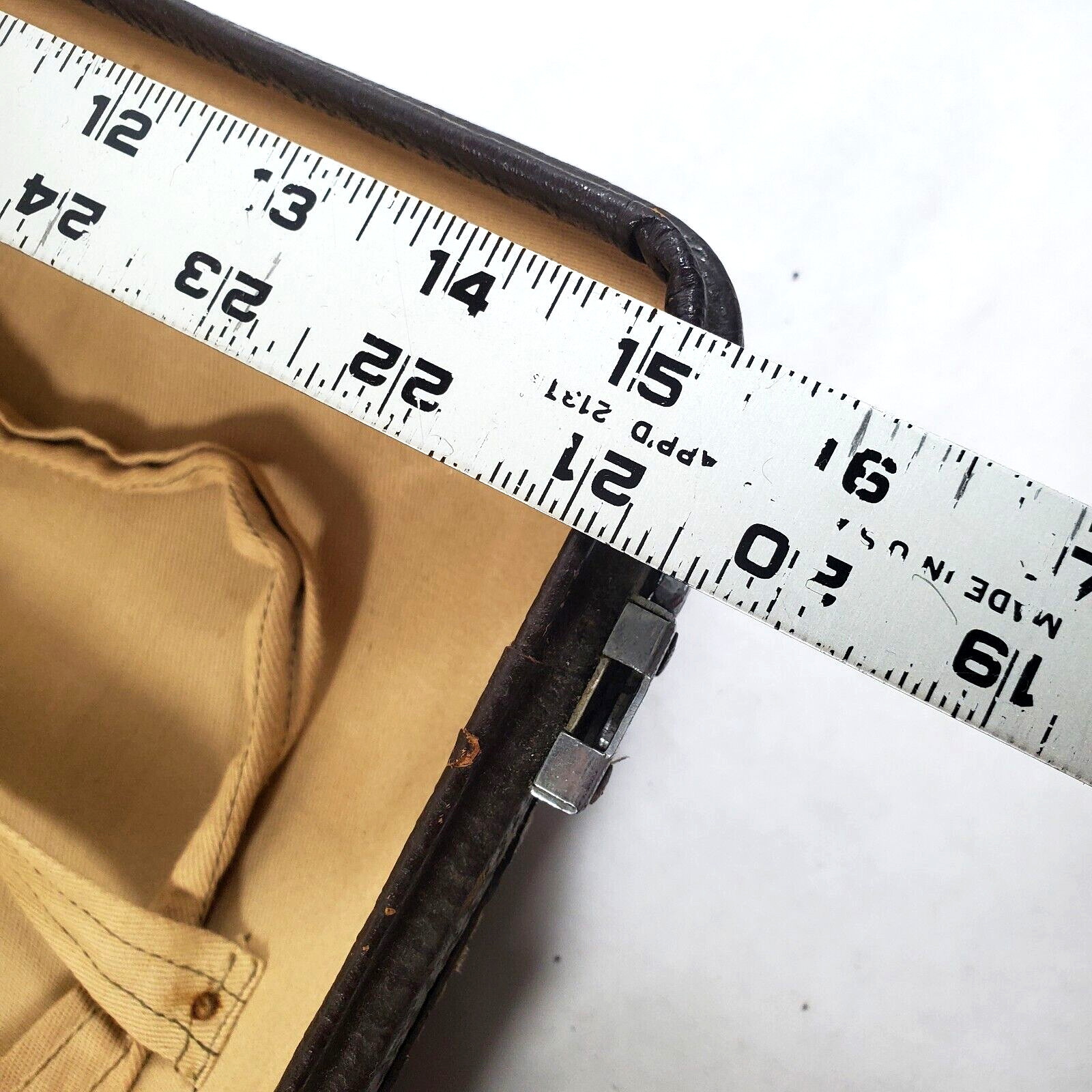 Vintage The Little Colonel Textured Hard Case Suitcase 20 x 15 x 6 Brown