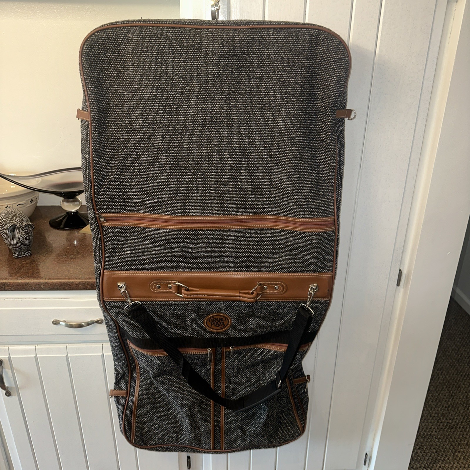 VTG Grand Plaza Suit Suitcase Travel Bag Great Condition See Photos