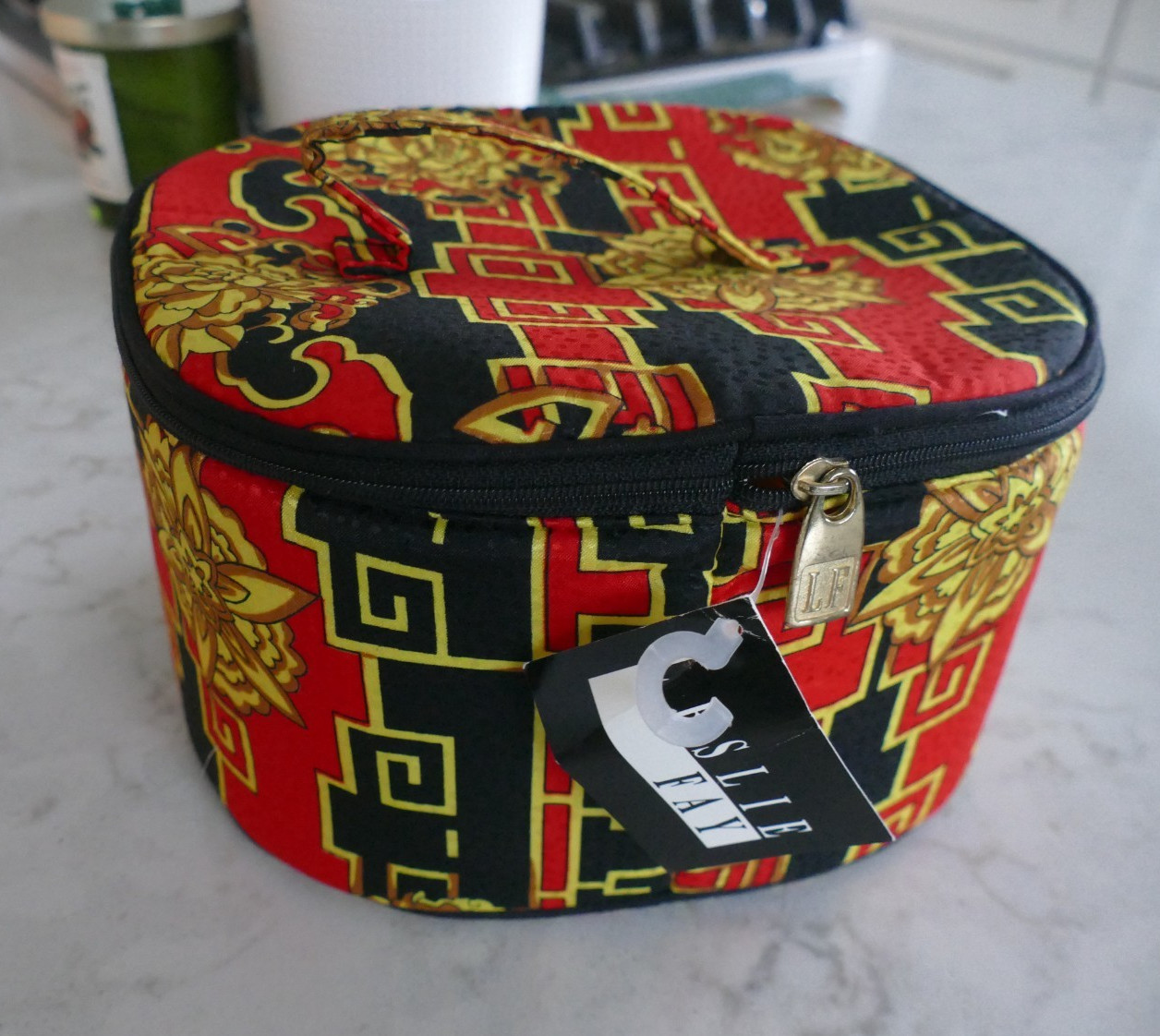 Vintage Leslie Fay Make-Up TOILETRIES Cosmetic Bag Travel Kit Versace Style New