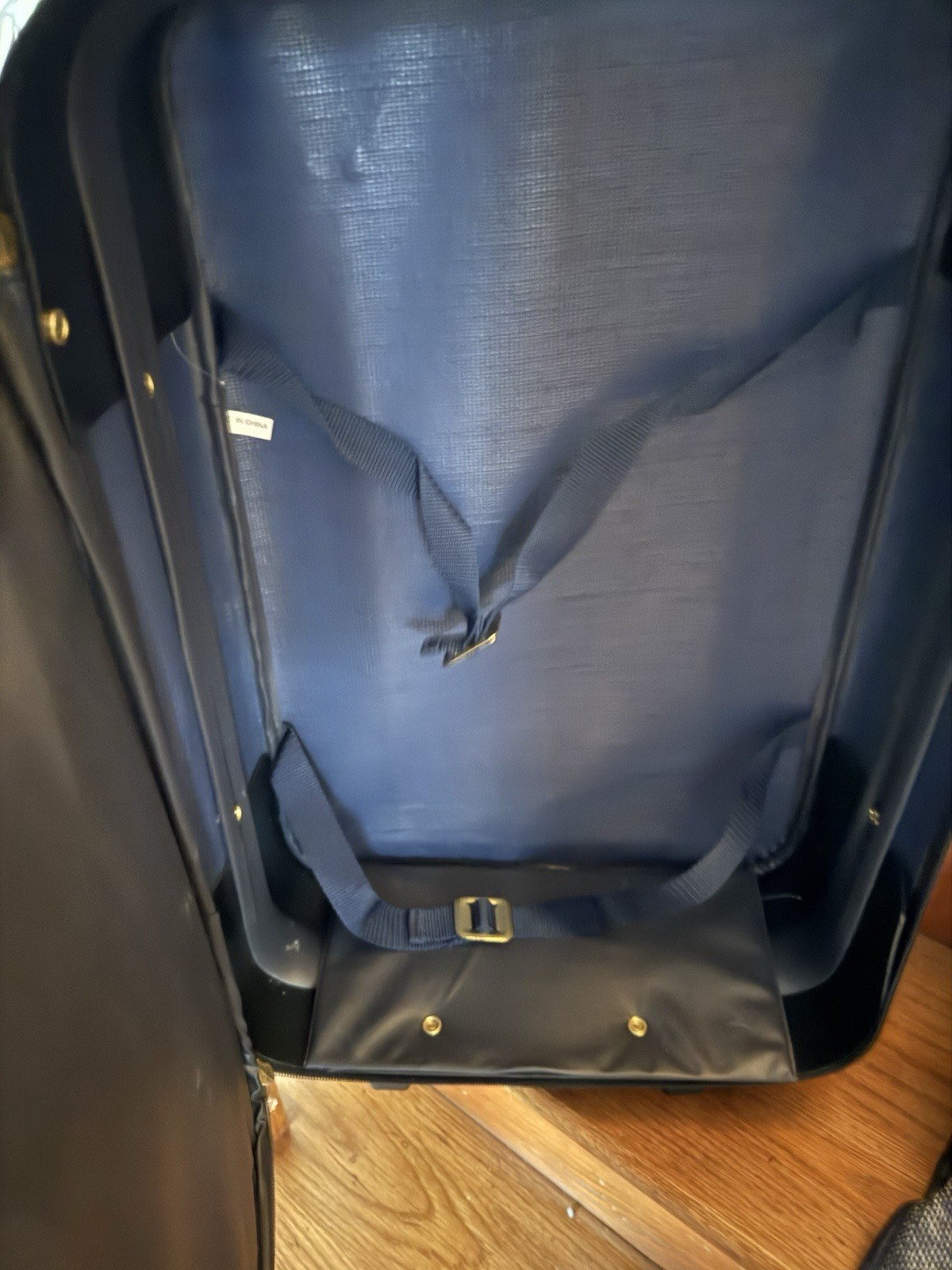 Fifth Avenue Vintage Luggage Set