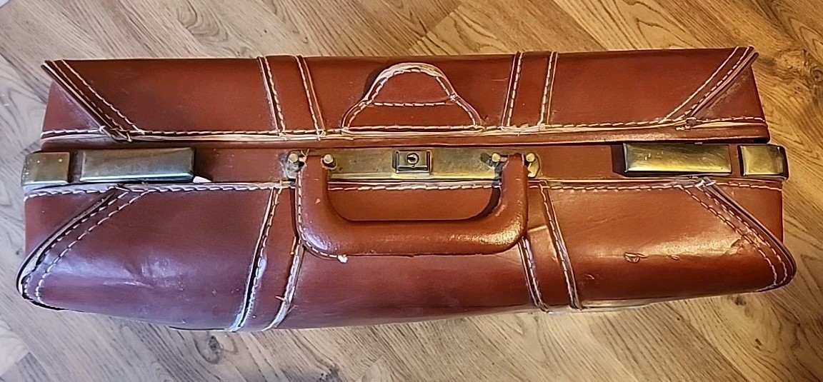 VTG 50’s Leather Luggage Case Suitcase Red Brown Cowhide Rare 21x15x7
