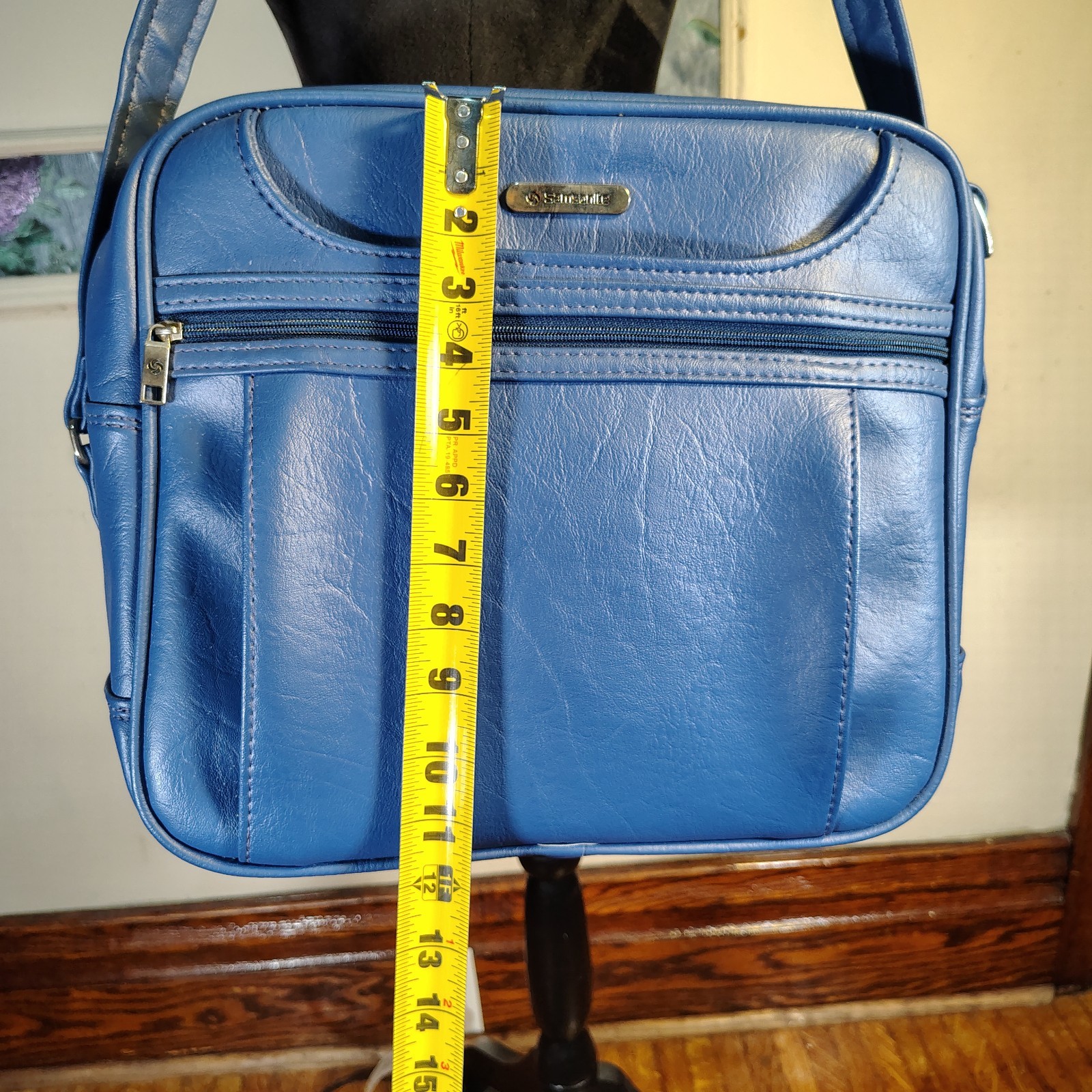 VTG Samsonite Blue Faux Leather Travel Bag with Pockets and Adjustable Strap