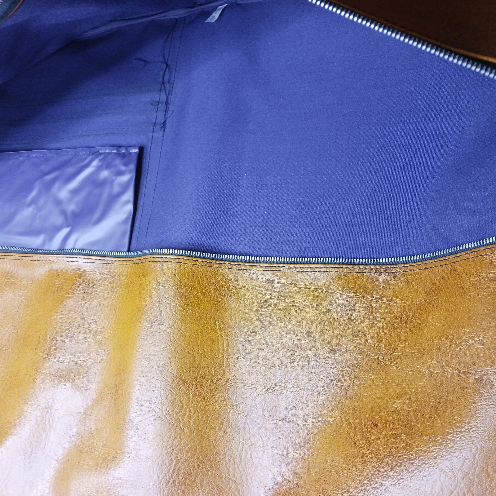 VINTAGE 70s Faux Vegan Leather Garment Suit Bag CARRIER TRAVEL LUGGAGE WARDROBE