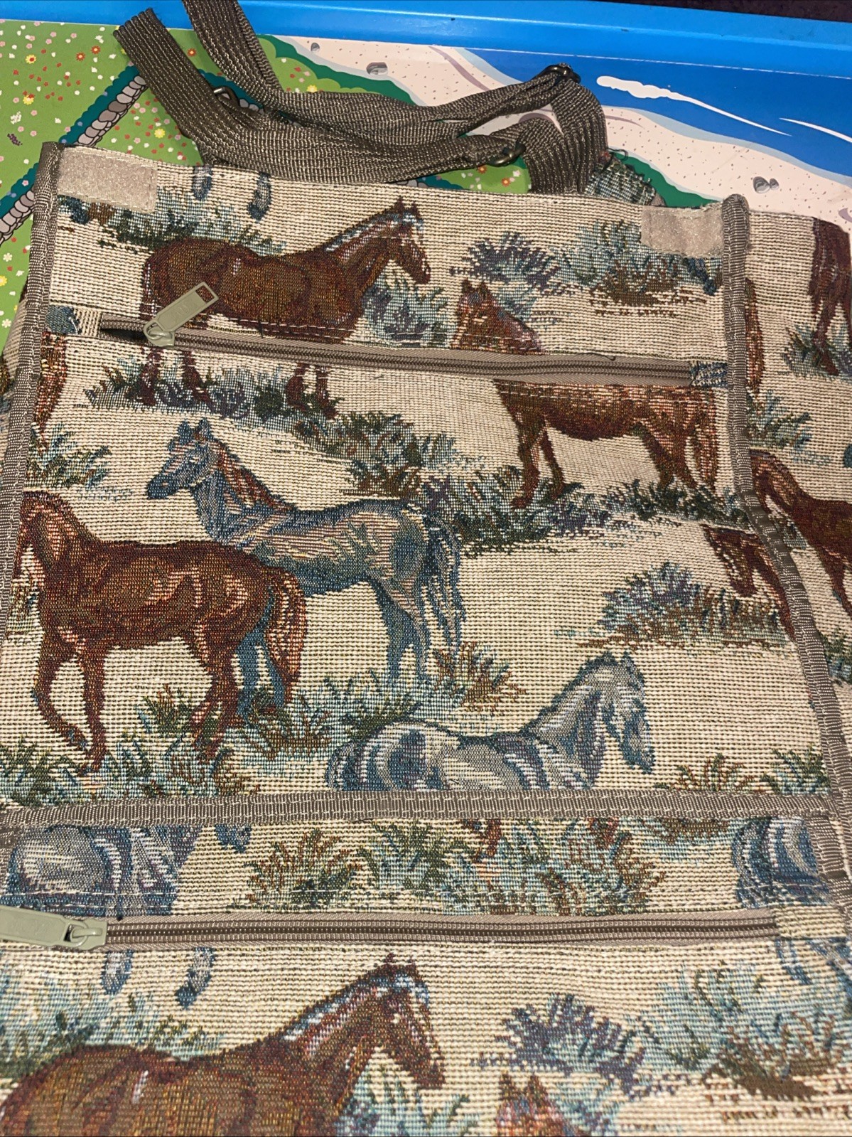 Vtg Jade Tapestry Horses Travel bag Tote w/ Foldable Collapsible wheels