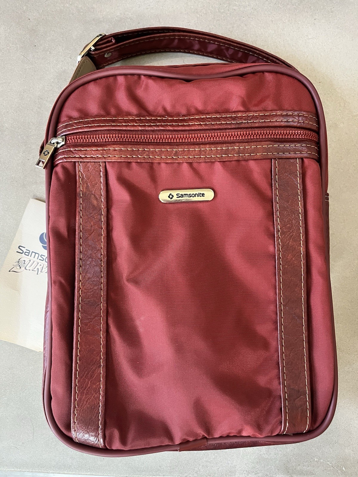 Vintage Samsonite Silhouette II Gadget Bag NWT Wineberry Color