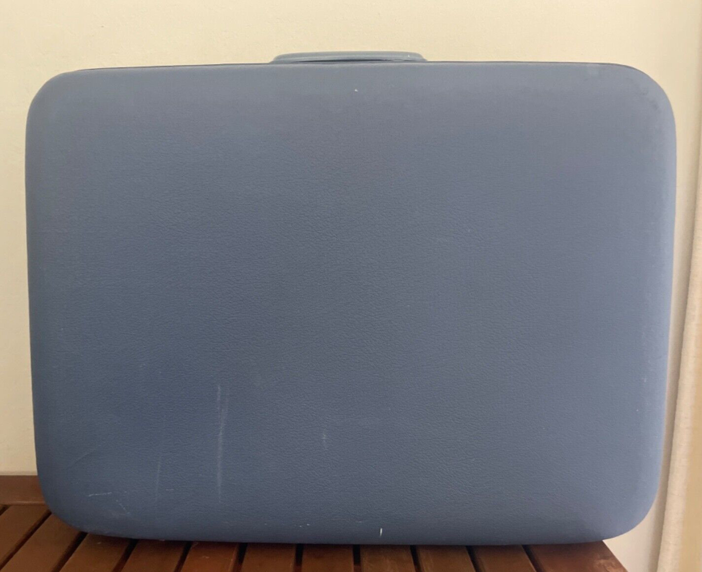 Vintage 1960s Luggage Monarch Blue Hard Shell Suitcase Set – Pristine w/Keys