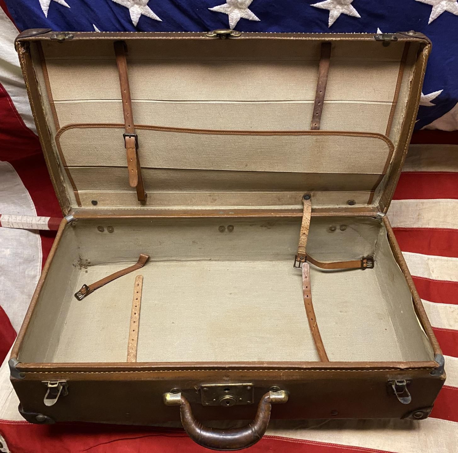 Vintage 1940s Suitcase Luggage Hard Case Great Travel Stickers US/Europe Display