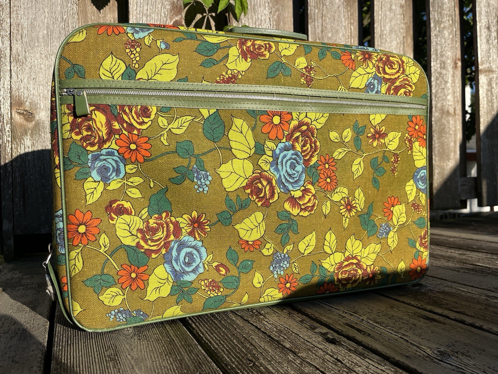 Bantam Luggage Set (4) Vintage Floral Nesting Canvas Bags Made In Japan