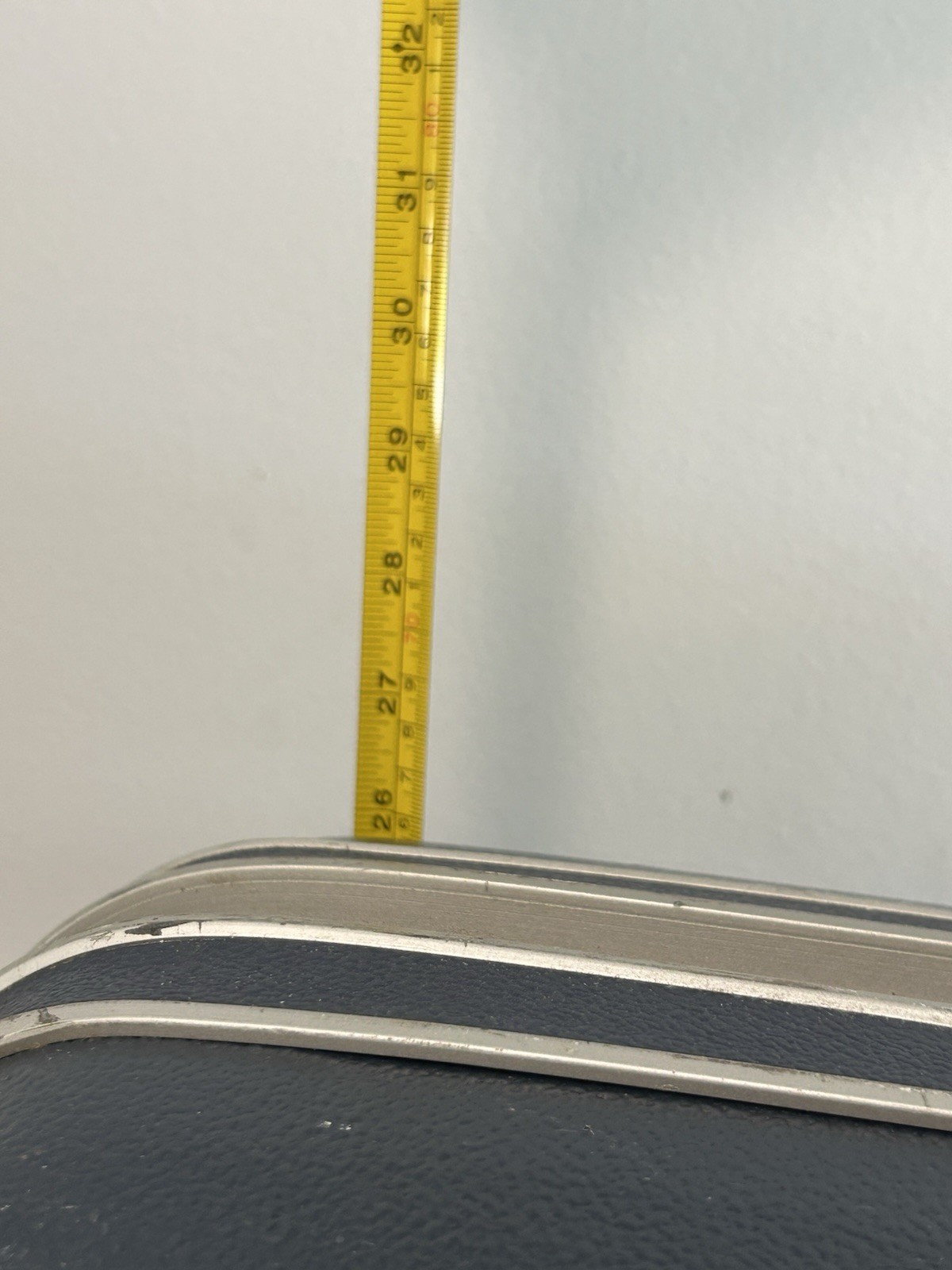 Vintage Luggage Suitcase Samsonite Silhouette Blue – 26 x 19 x 8
