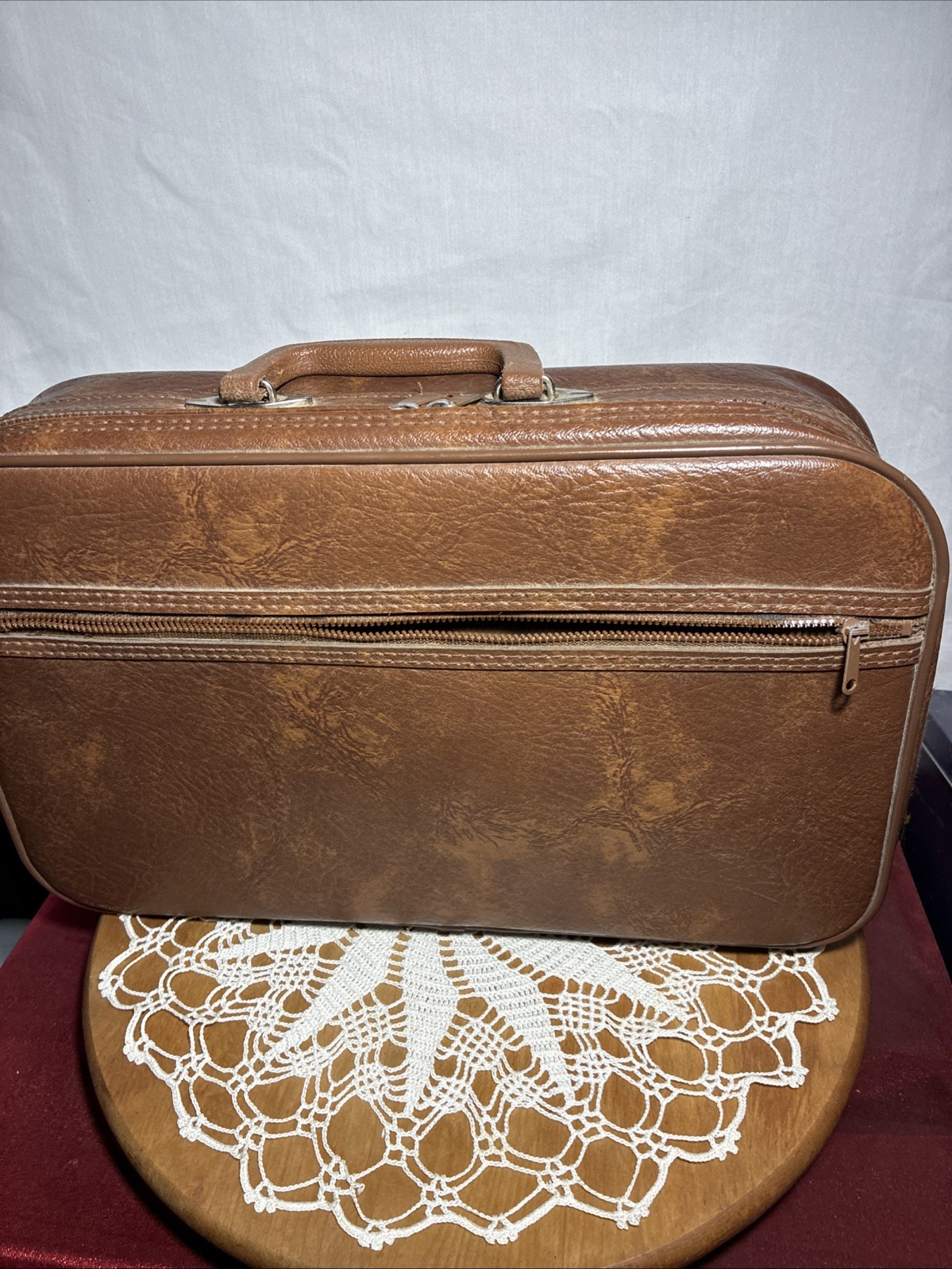 Brown Overnight Suitcase Peter’s Bag Corp Bantam Travelware