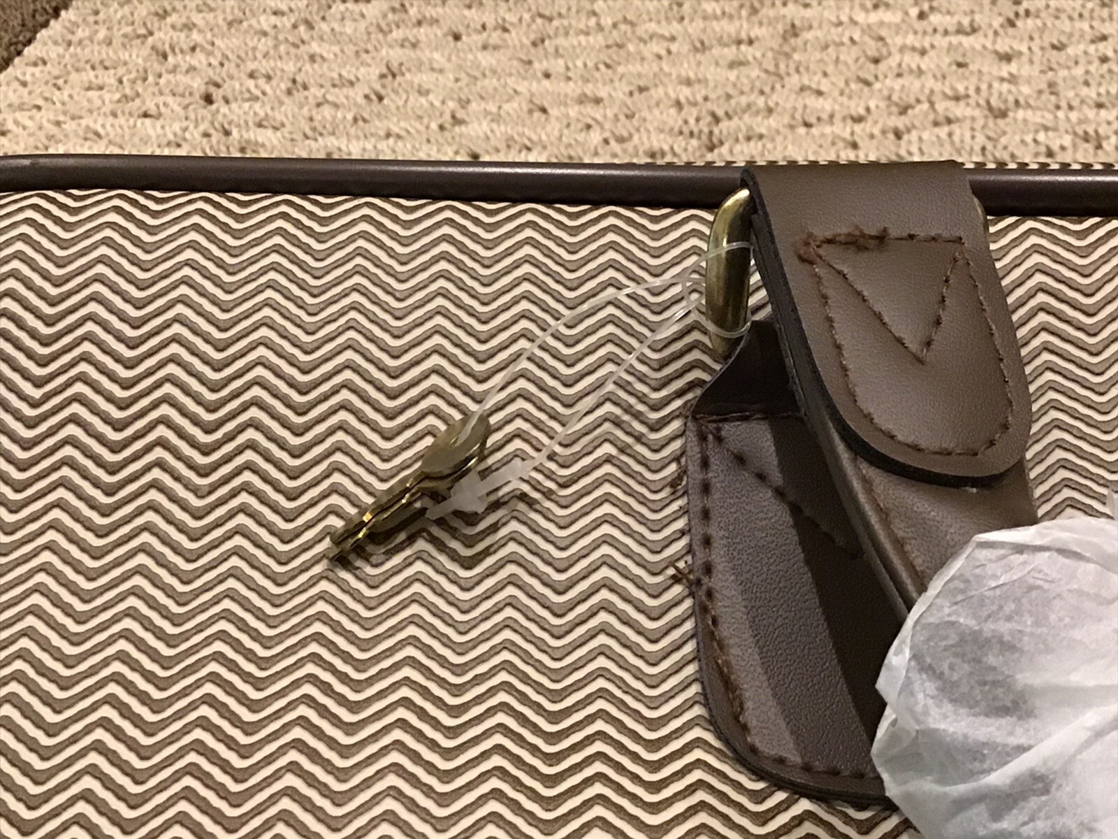 2 Heartland USA Traveler Matching Bags – Suitcase & Duffel – 1987 Avon Exclusive