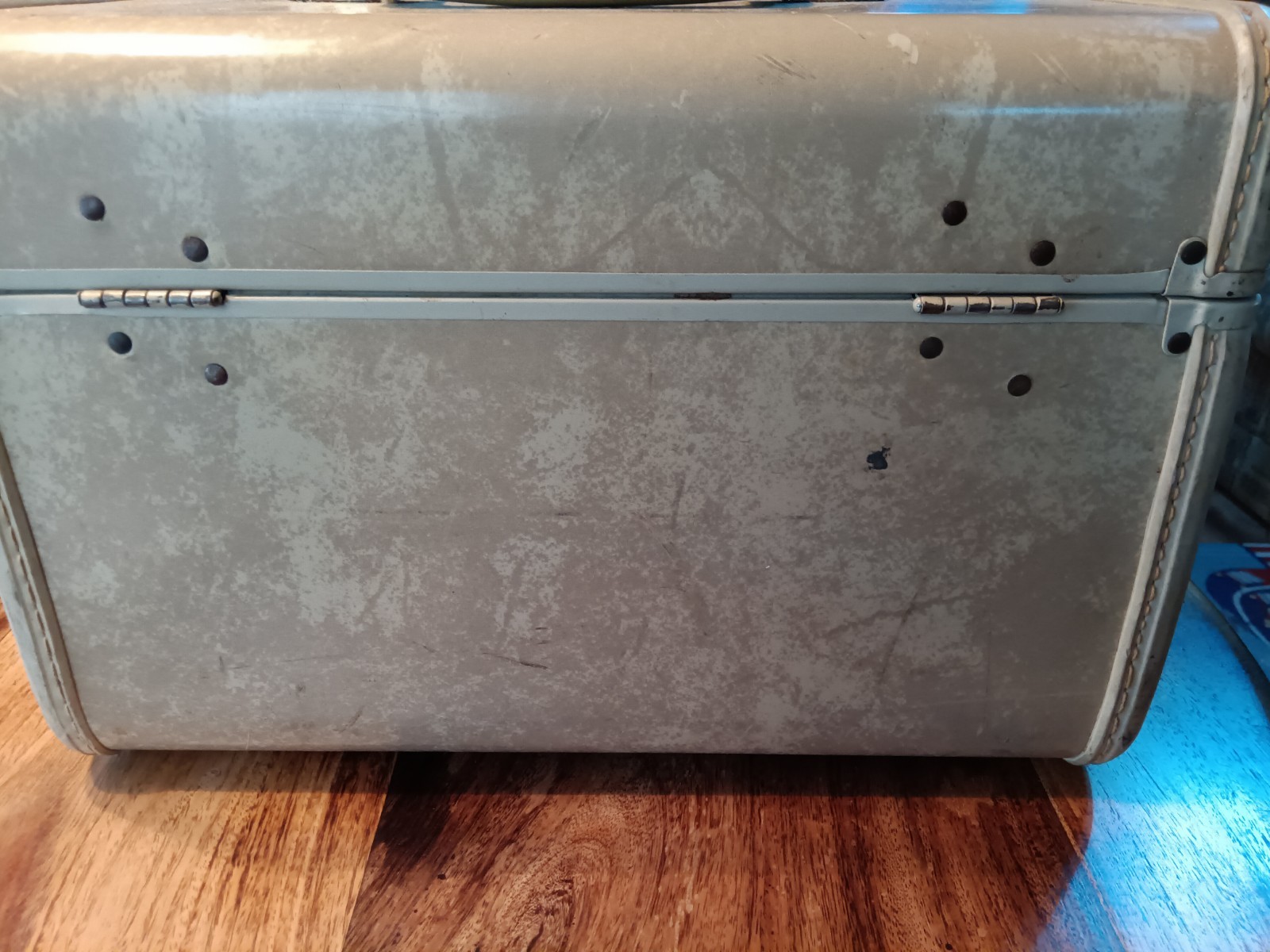 Vintage 1950’s SAMSONITE Streamlite MAKEUP TRAIN CASE Suitcase MARBLE TAN