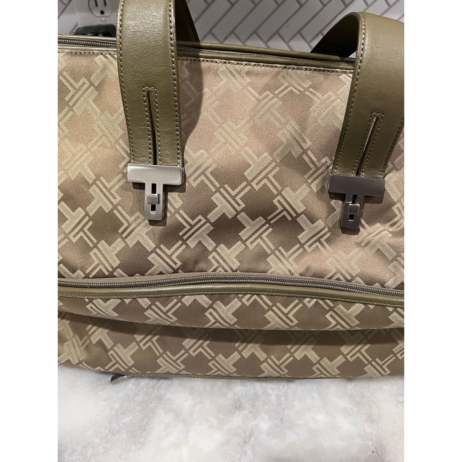 TUMI Signature Collection Logo Duffel #72163CFF Taupe Olive Trim Weekender