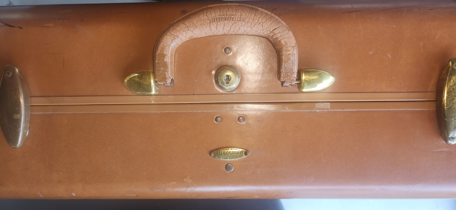Vintage Brown Samsonite Shwayder BROS. Hard Shell Train Suitcase Luggage Case