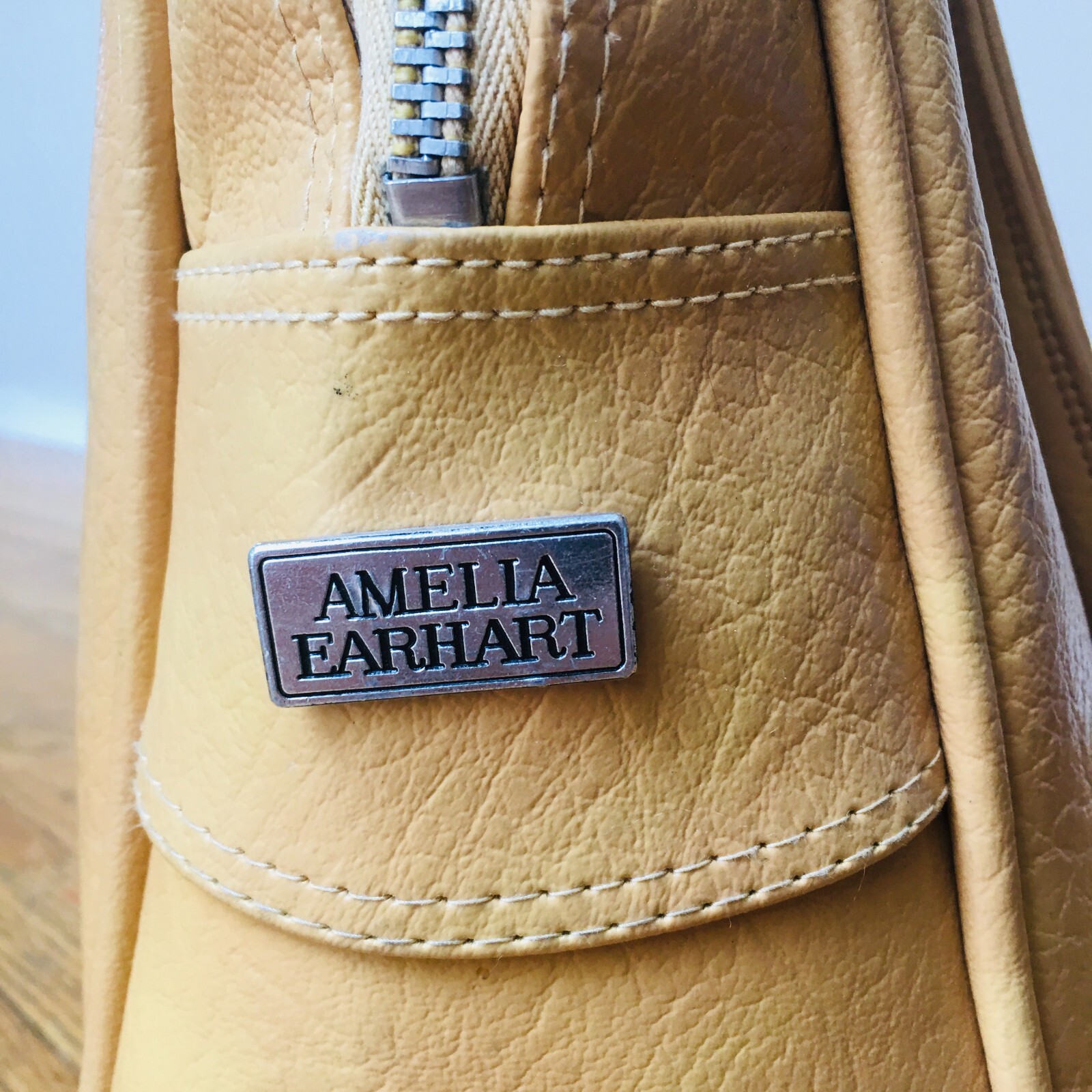Baltimore Luggage Co Vintage Amelia Earhart Yellow Faux Leather Carry On Bag 15″