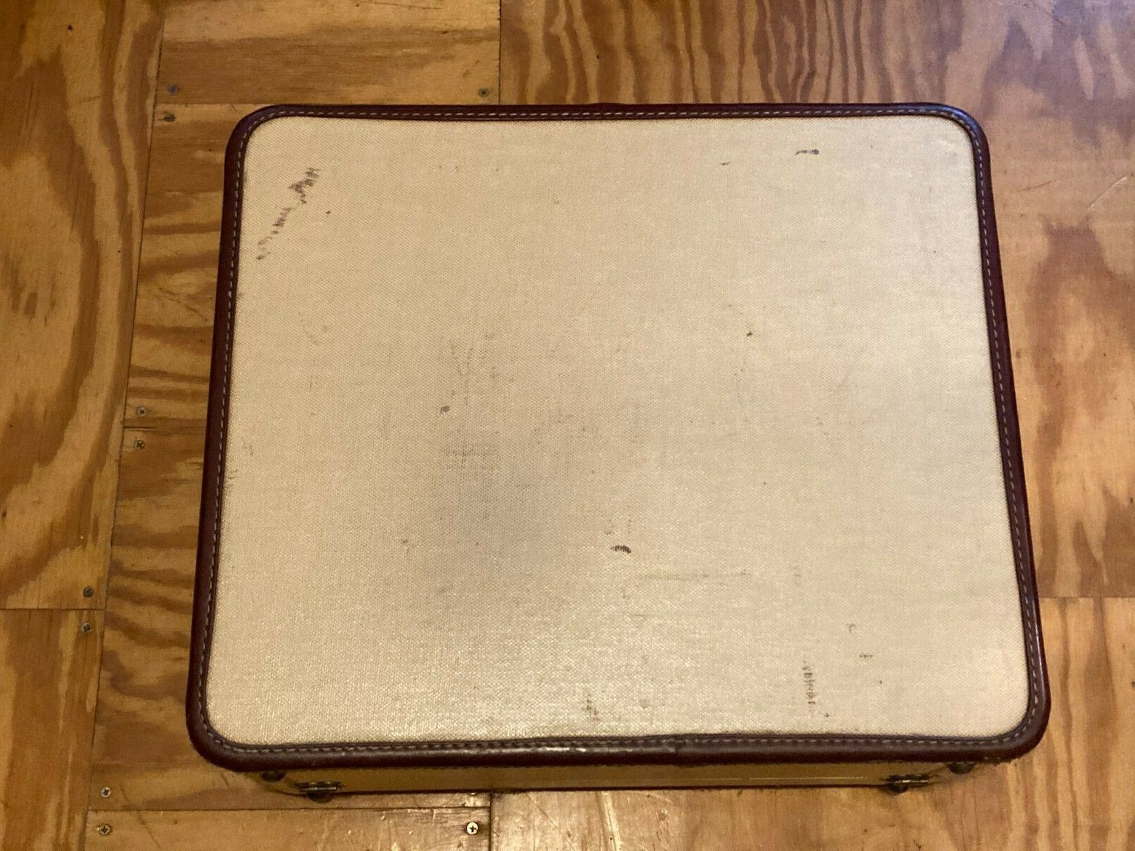 Vintage United States US Trunk Co Luggage Suitcase Blonde Tweed Large Size, Nice