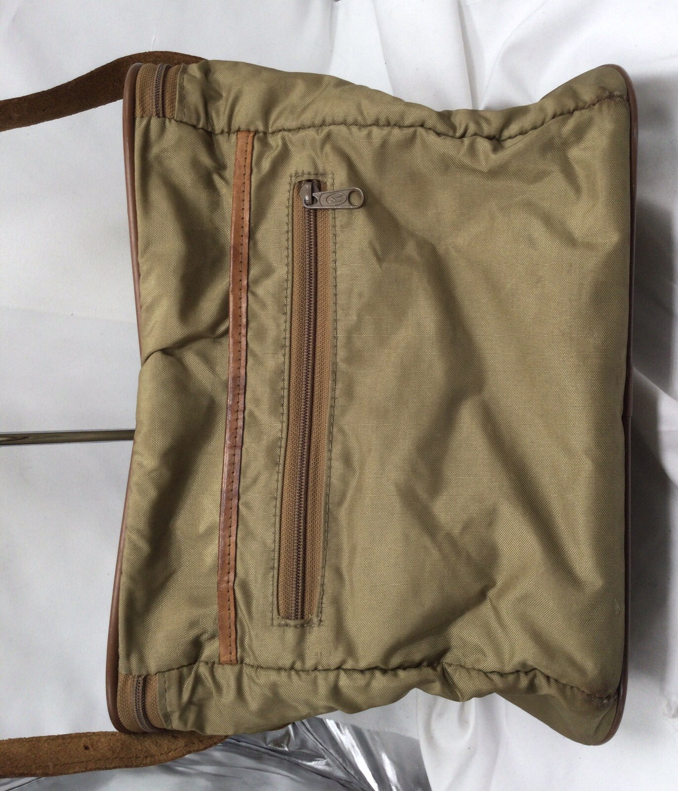 HARTMANN Vintage Nylon Suitcase Luggage Carry-On Train Case RARE Top Zip 14” W 1