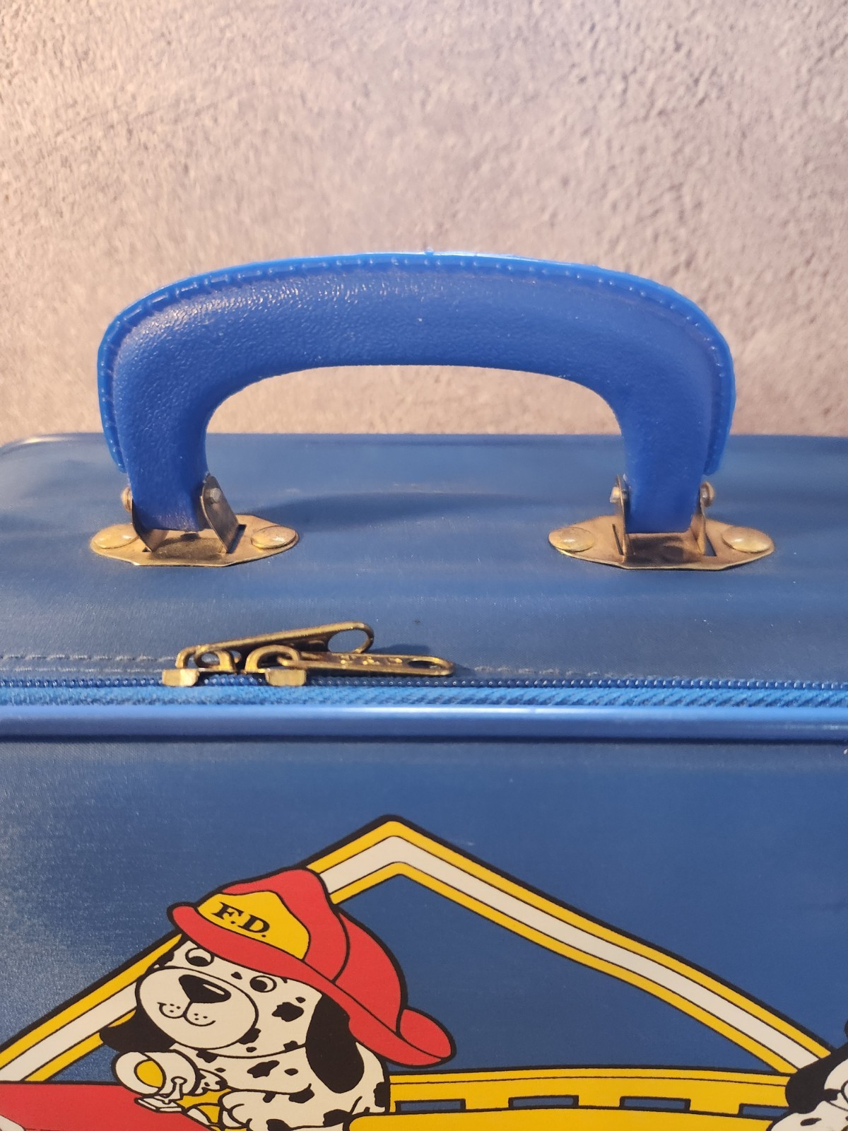 VTG Travel Time Childs Suitcase/Toy Storage Case Zip Fire Truck Dalmation 9 x 12