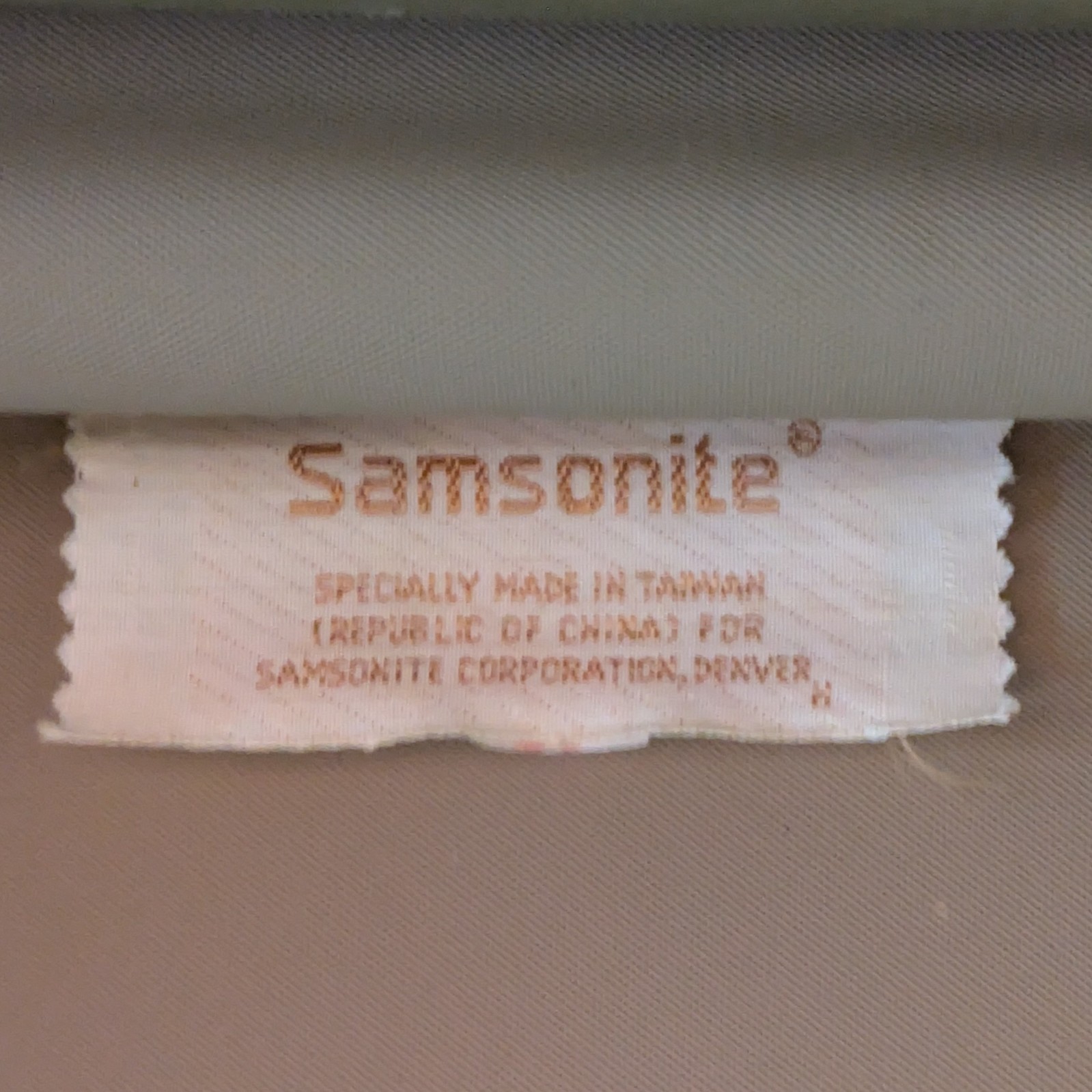 Vintage Samsonite Easy Paks II 4 Piece Navy Burgundy Nesting Luggage Set 1984