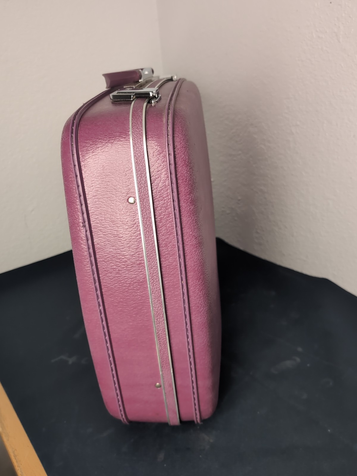 Vintage Airway Hard Shell Purple Suitcase Luggage Chrome Accents Pink Lining