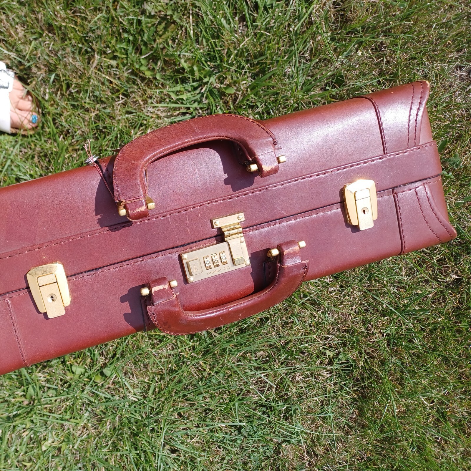 Vintage London Fog Leather Suitcase With Keys And Number Lock nwt