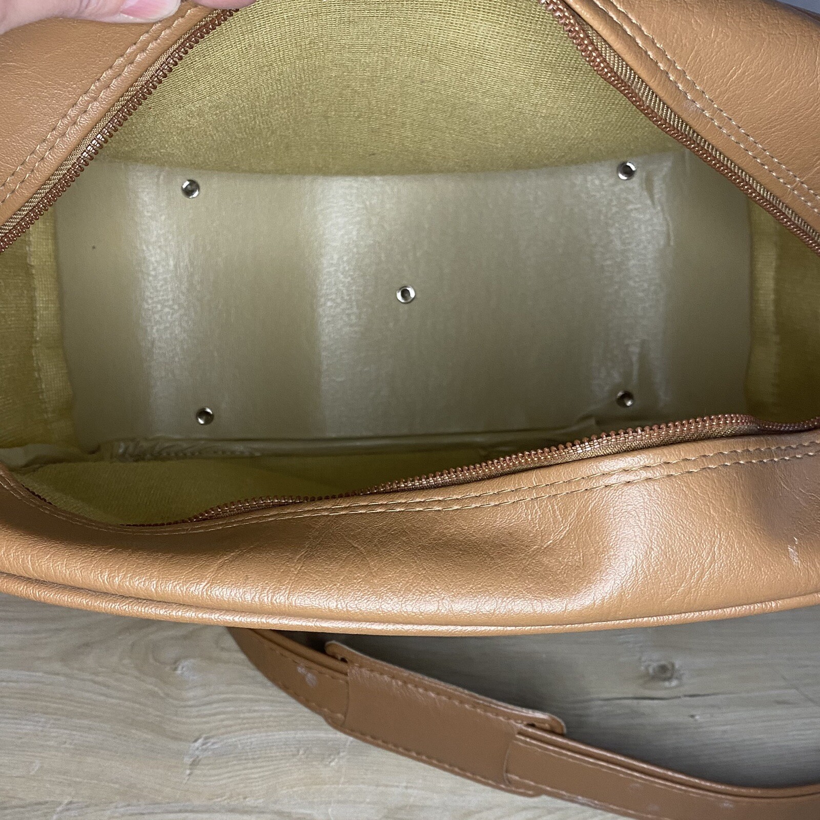 Samsonite Concord Shoulder Carry On Overnight Bag Tan/Brown Vinyl