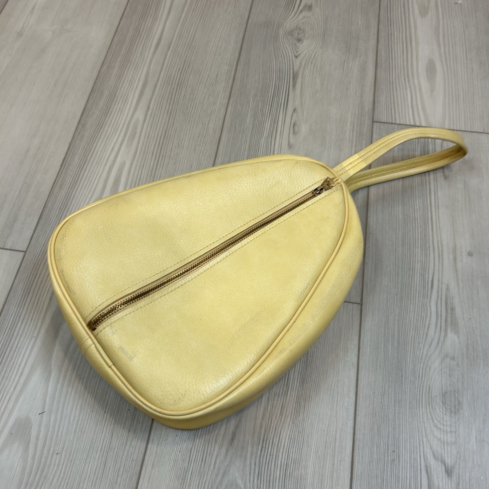 Vintage Vinyl Zipper Overnight Travel Suitcase Bag Butter Yellow Handle