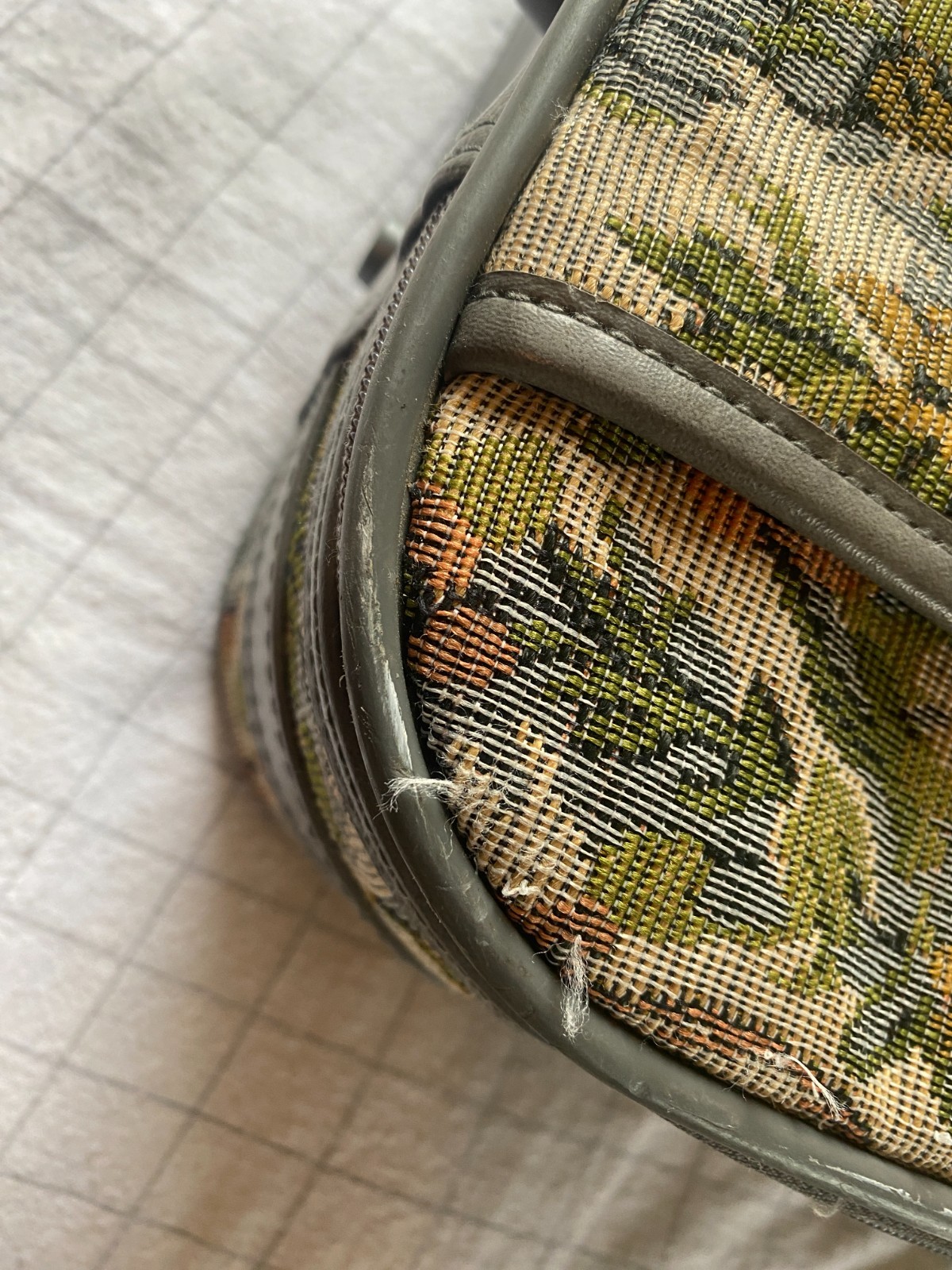 Vintage Jordache floral tapestry carry on suitcase travel bag luggage
