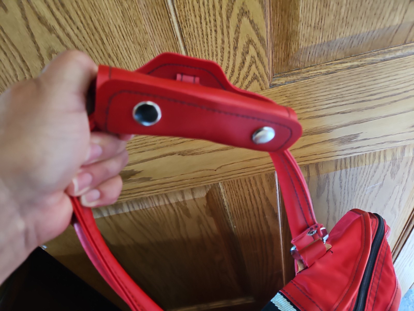 RARE! Vintage Spaulding RED Sport / Athletic Nylon Waterproof Garment Bag