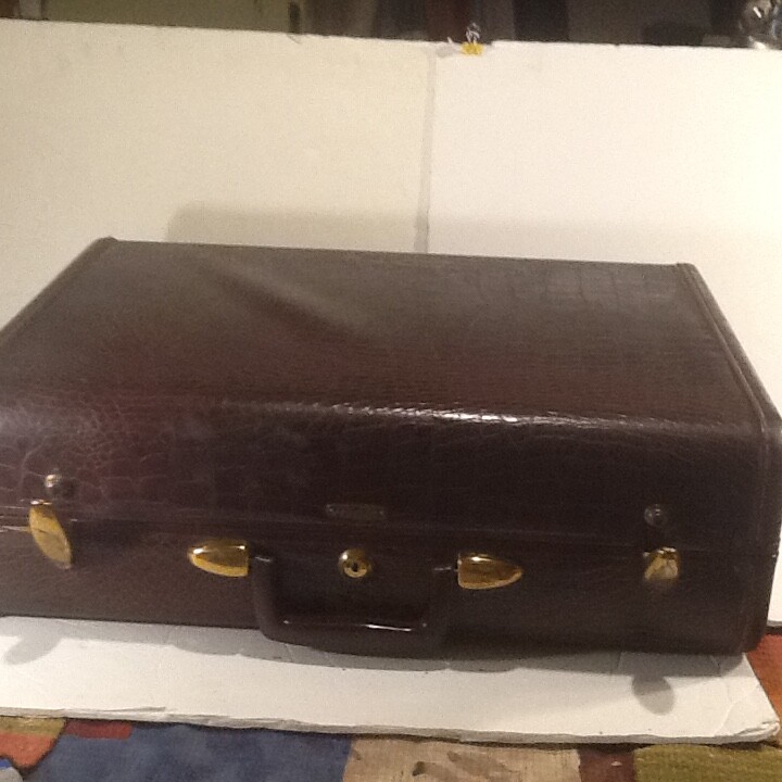 VINTAGE SAMSONITE ALLIGATOR SUITCASE LUGGAGE 1950’s/60’s patina 4132