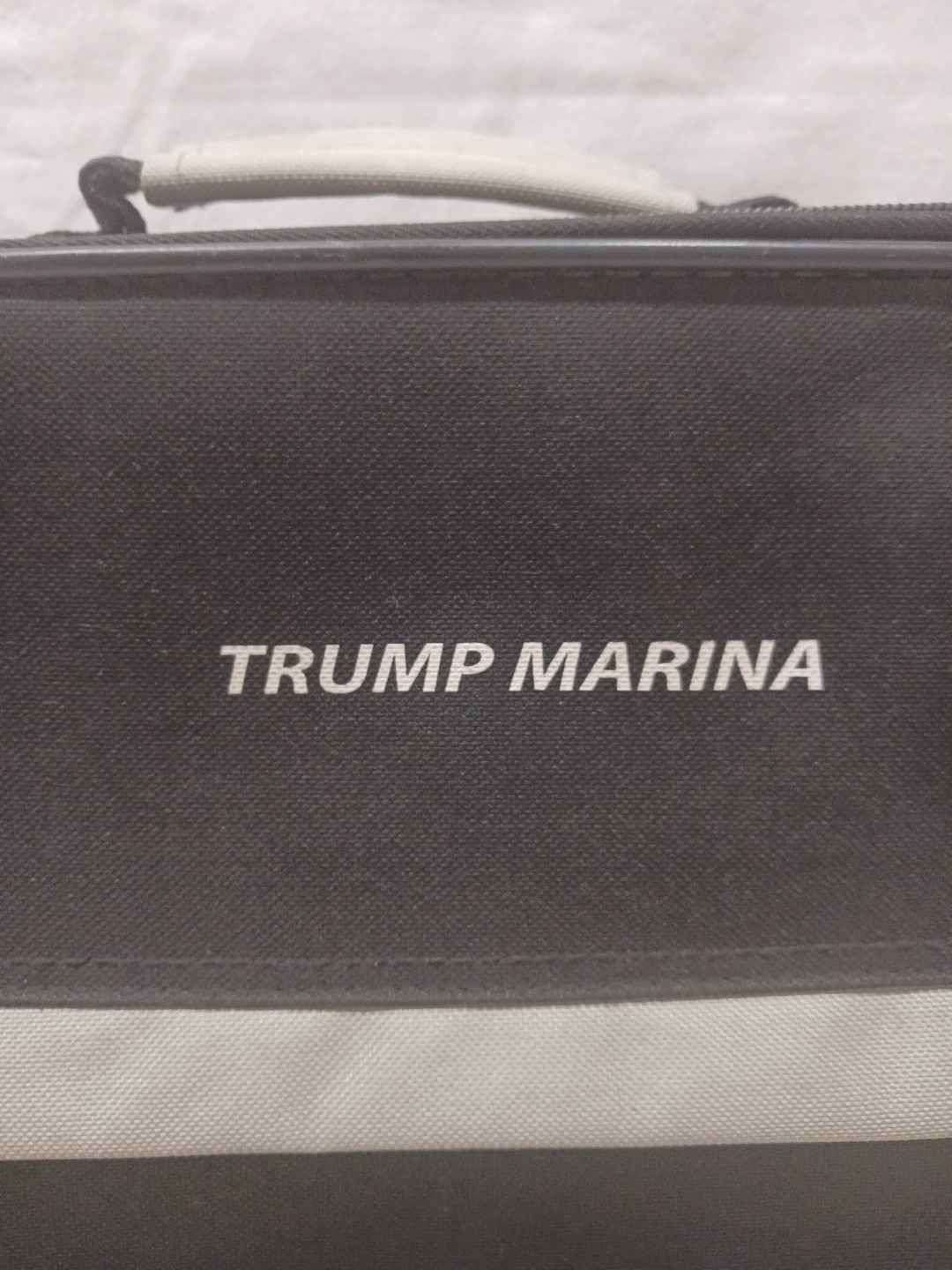 President Donald J Trump Marina Casino Carry On Luggage Vintage 22×14 Soft VGC