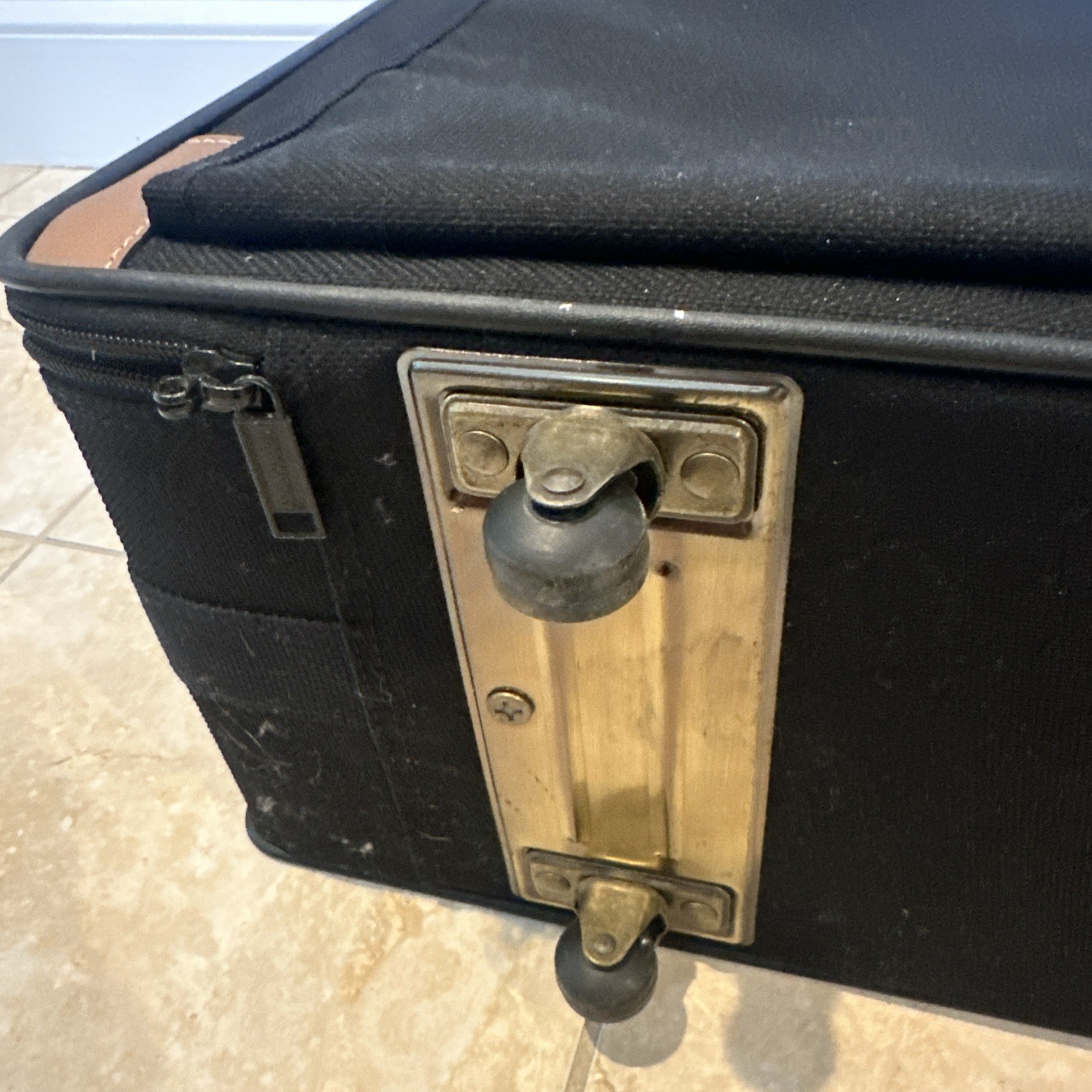 Vintage PAN AM 1970s Suite Case Luggage Black Tan Canvas Pan American w/ Wheels