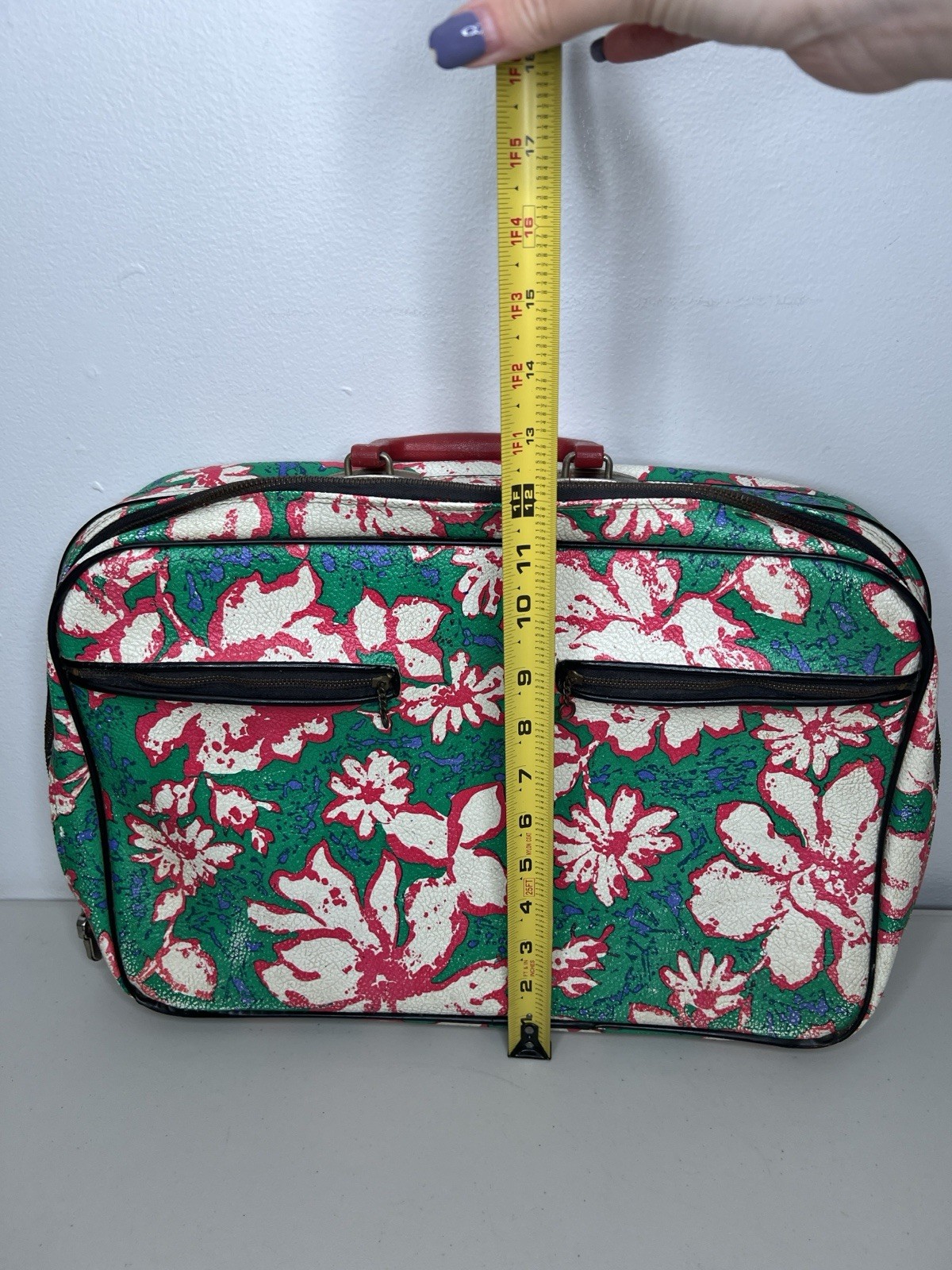 Vintage 60’s 70’s A.D. Sutton & Sons Suitcase Travel Flower Bag Carry On Retro