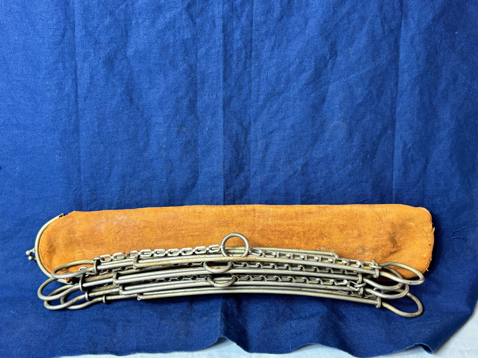 VTG Travel Clothes Hanger Lot Of 4 Telescopic Sliding With Leather Case