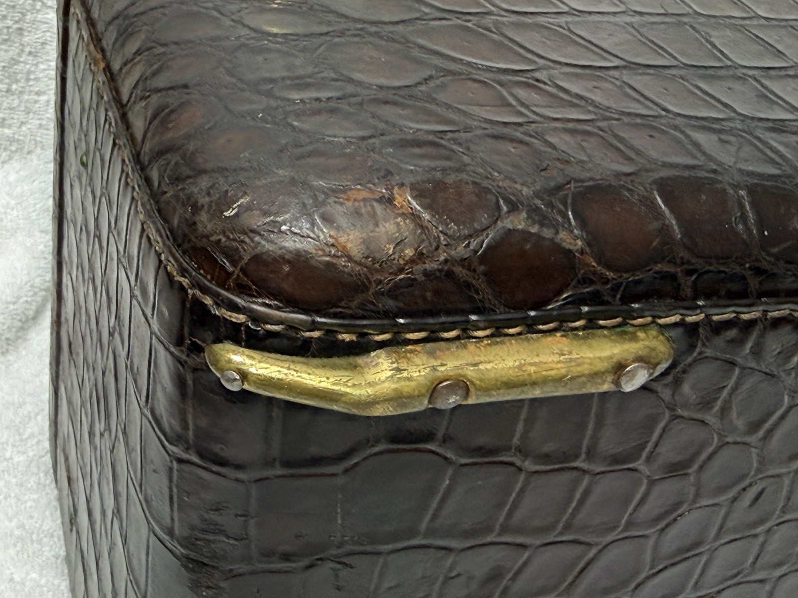VTG Hartmann Alligator Embossed Leather Travel Train Case Luggage w/Mirror