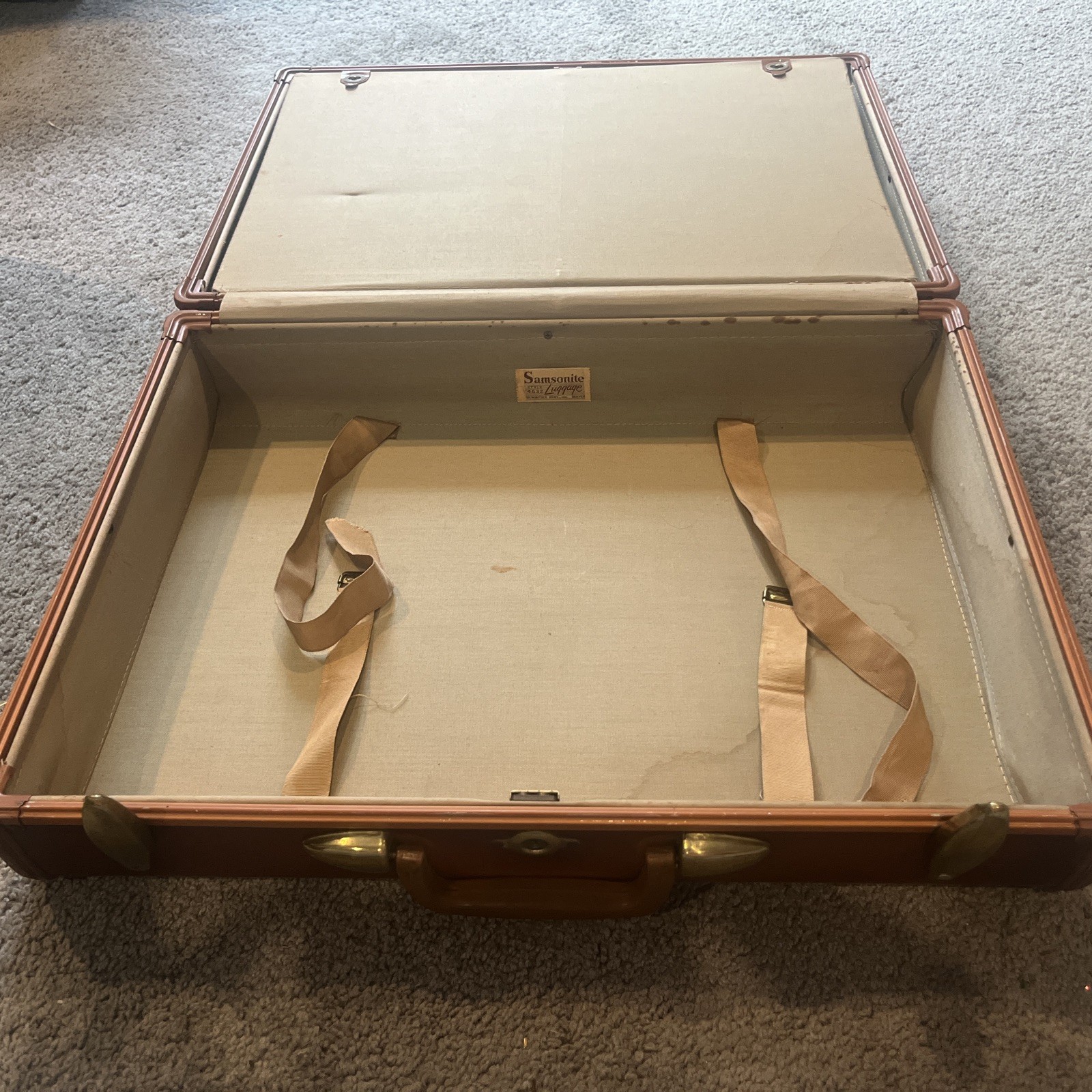 VTG Samsonite Streamlite Shwayder Bros Saddle Tan Suitcase Style 4632