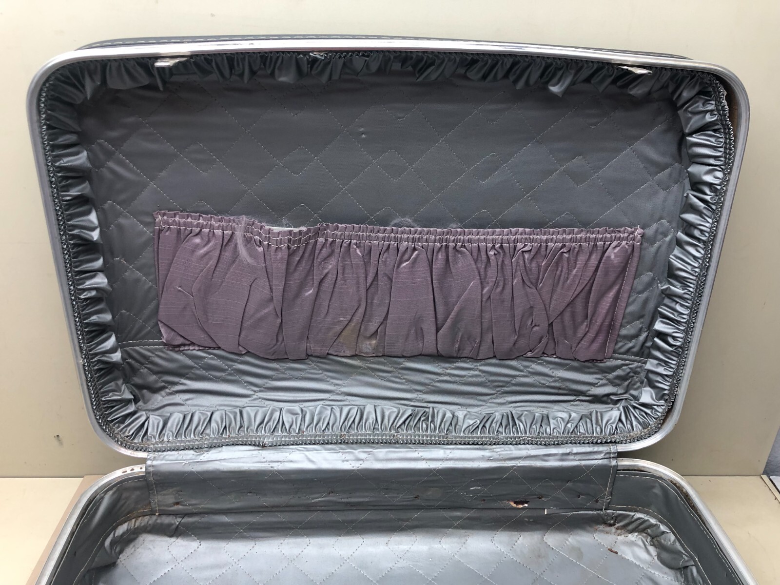 Vintage MCM Suitcase Luggage Hard Sided Locking – No Key A
