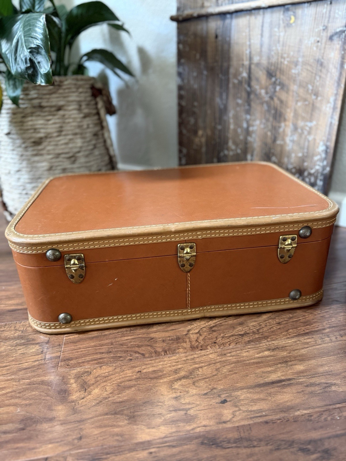 Vintage Brown “Travel Joy” Train/Overnight Suitcase 1950s-60s Made In USA