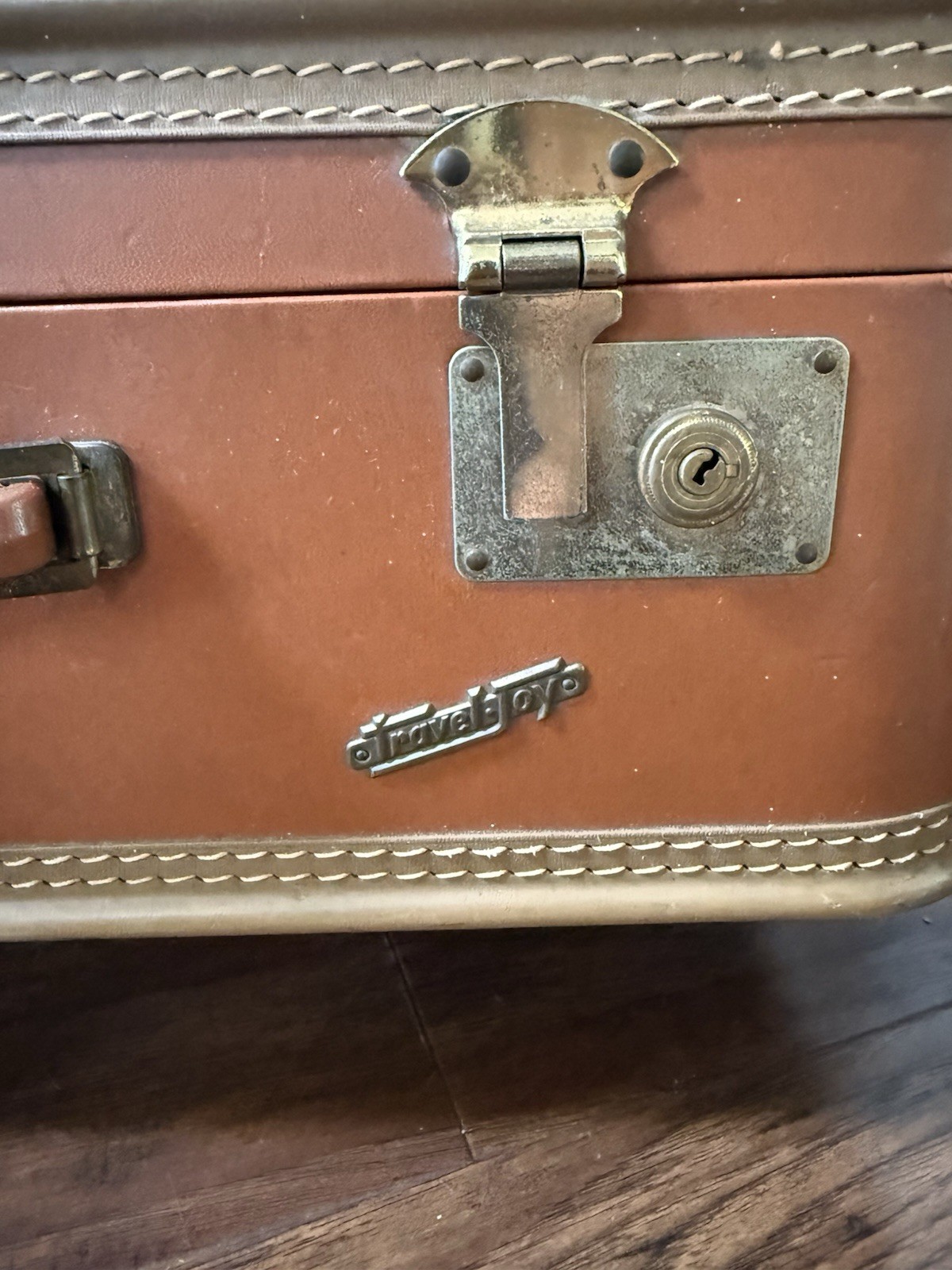 Vintage Brown “Travel Joy” Train/Overnight Suitcase 1950s-60s Made In USA