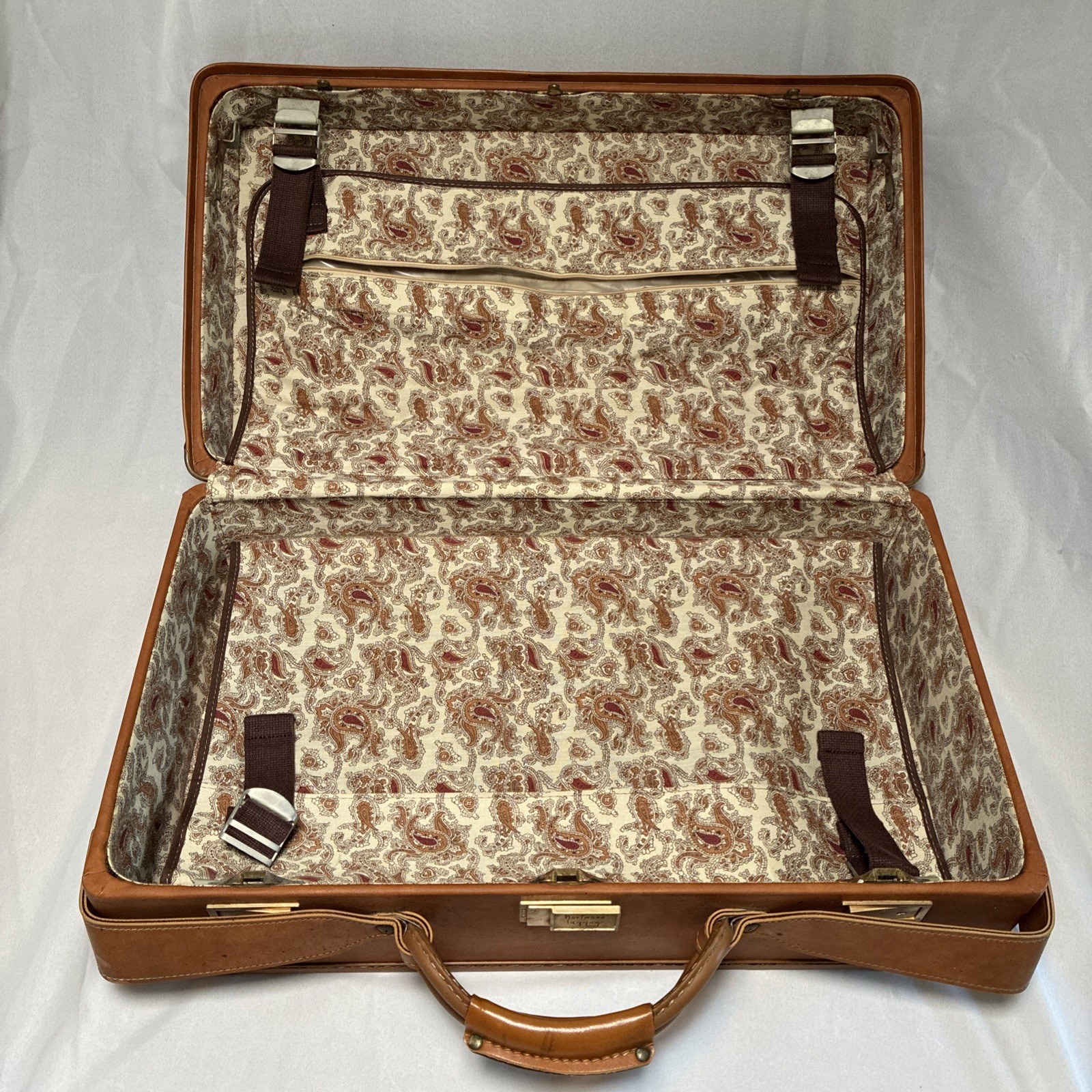 Hartmann Belting Leather Suitcase Vtg Luggage Case Paisley 21″x12.5″x7″