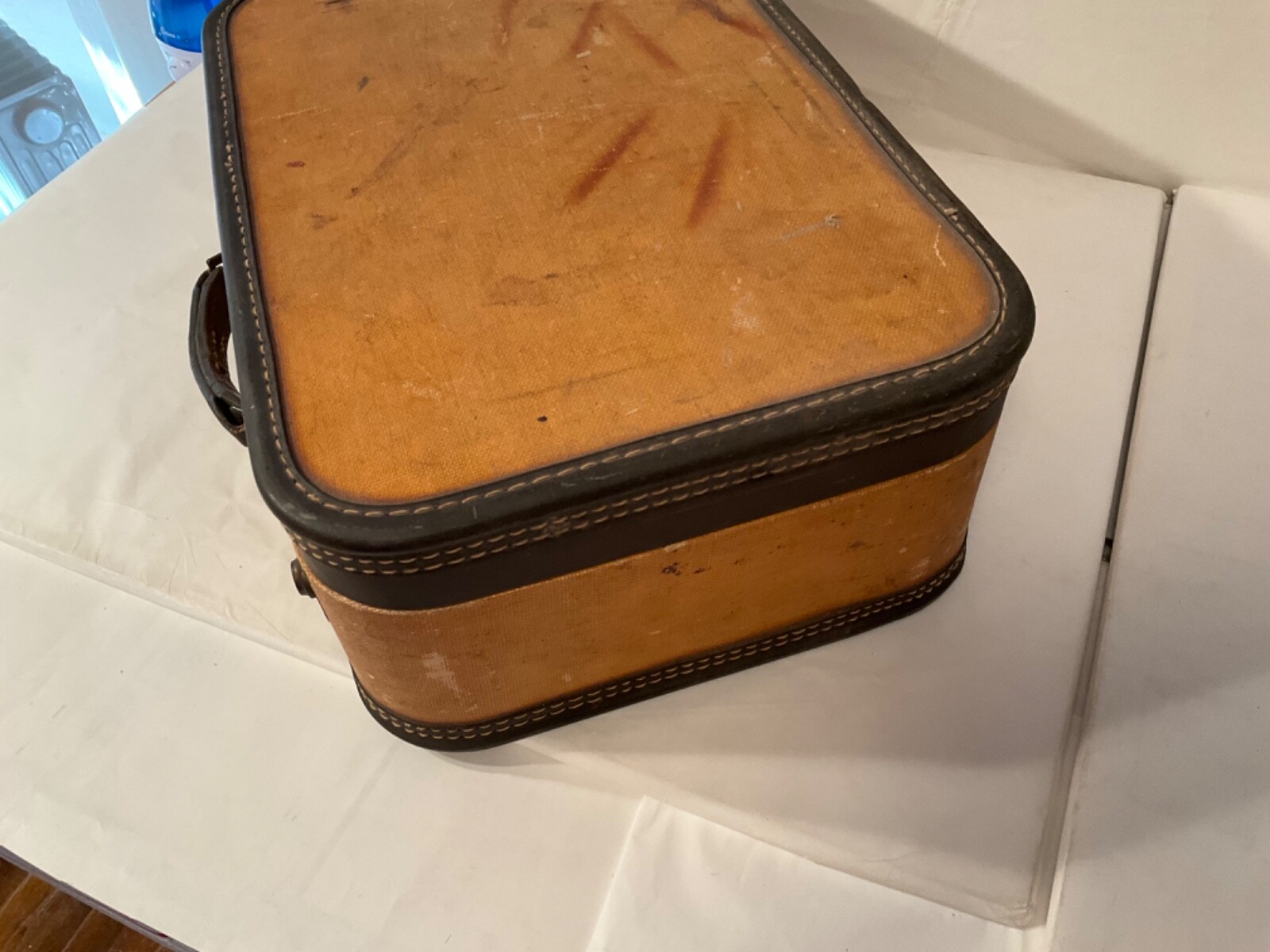 Vintage US Luggage Pockets Brass Clip Locks Travel Bag Suitcase Hard 1960s 1950s