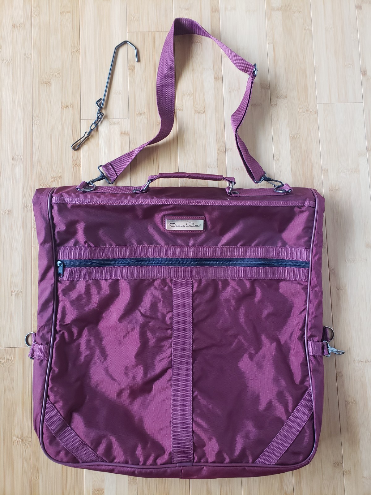 VTG Oscar de la Renta Garment Bag Burgundy Nylon Travel Suit Carry On 90s Luxe