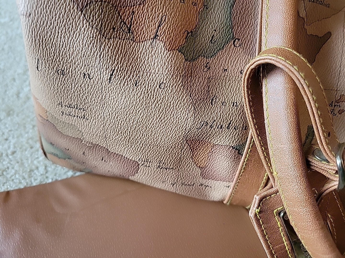Vtg Gitano World Map Duffel/Travel/Carry-On Bag W Gitano Luggage Tag