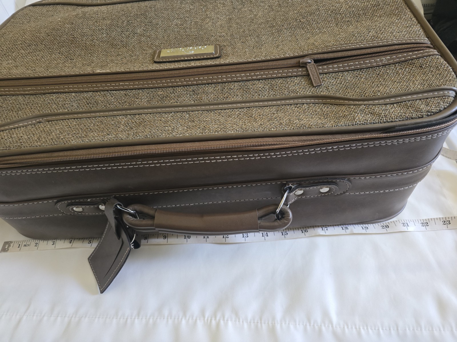 Vintage Jordage Travel Tweed Suitcase 22x14x7″