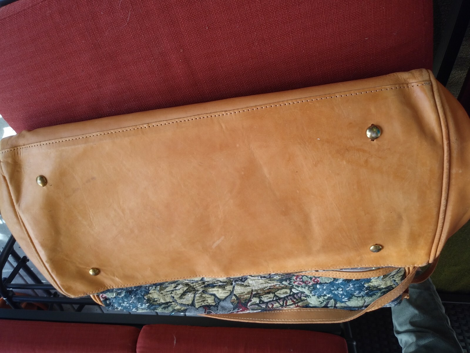 BEAUTIFULLY CRAFTED Vintage Paraguay Hunting Tapestry & Leather Large Travel Bag