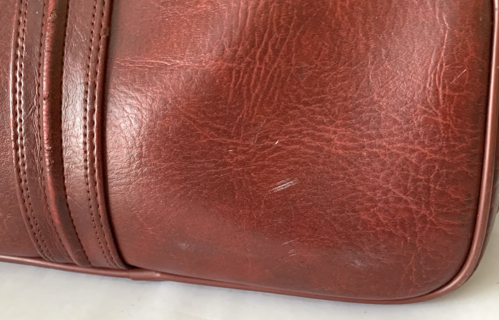 Vintage New Vista Luggage Carry On Shoulder Laptop Traveler Bag Faux Leather